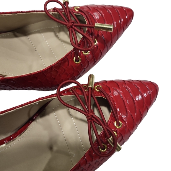 NWOT Rialto women's red snake skin lace up pointed toe heeled pumps, 8M - Picture 7 of 10